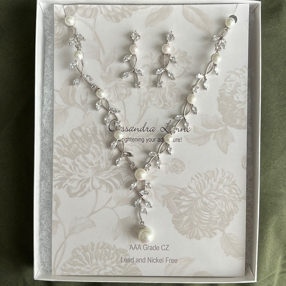 Pearl Bridal Necklace